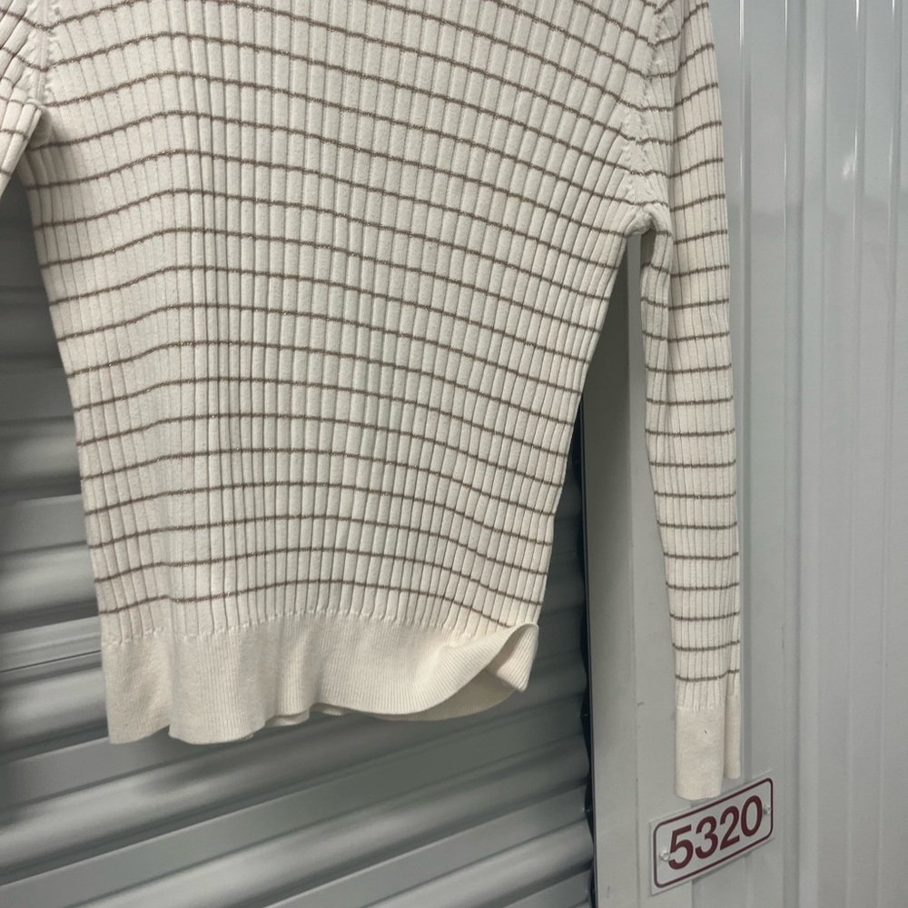 Woman’s sweater